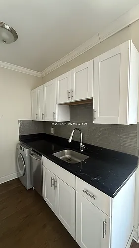 3817 N Greenview Ave Photo 1