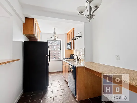 Sold by LoHo Realty | media 13