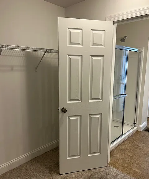 Owner's - Over-sized Walk in closet