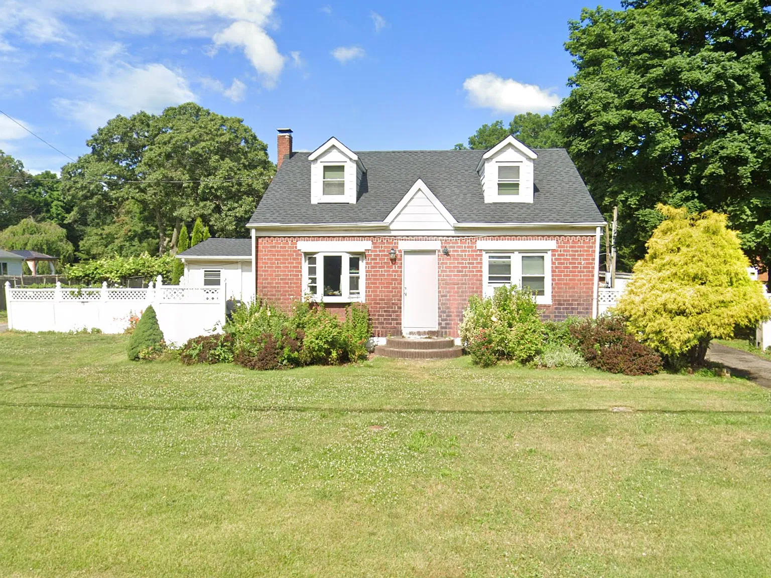3 bed, 1500 sqft, $3,100 — Photo 1