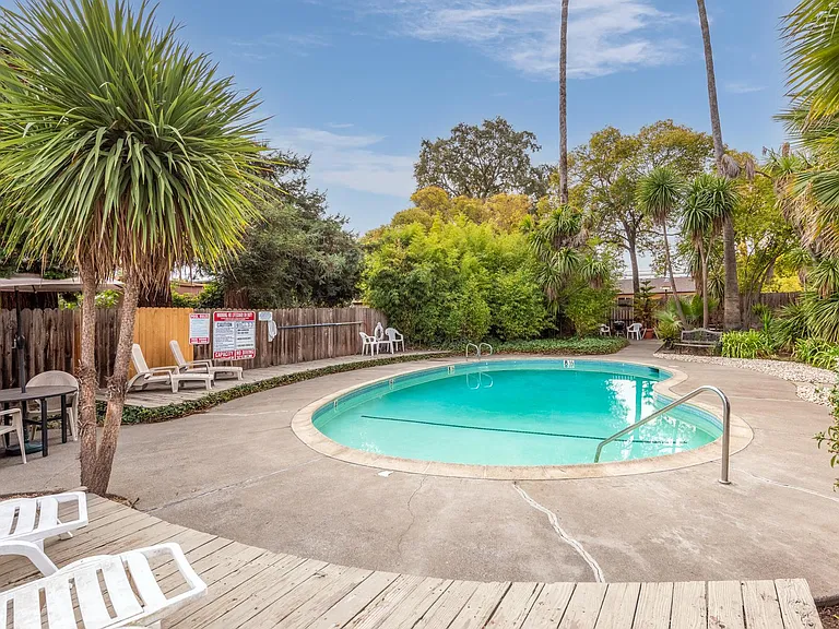 The Palms at Coddingtown — Photo 2