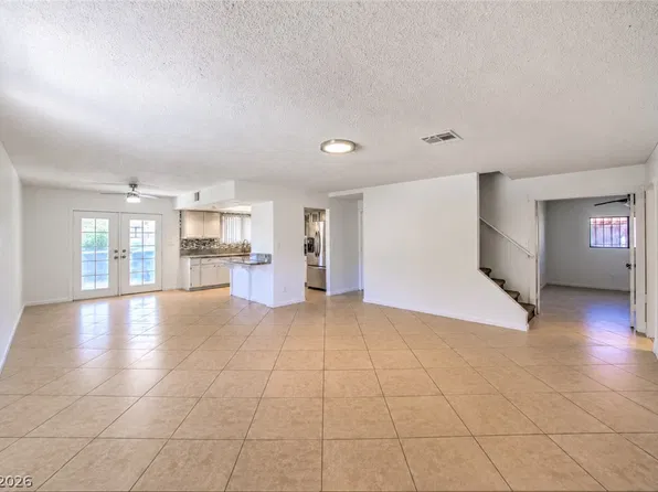 3333 Racquet St, Las Vegas, NV 89121