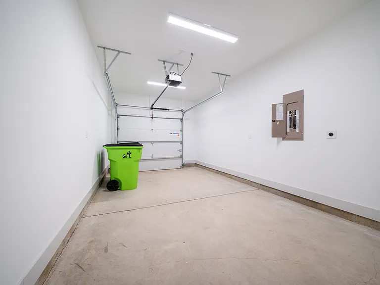 1143 Booth Park Blvd — Photo 32