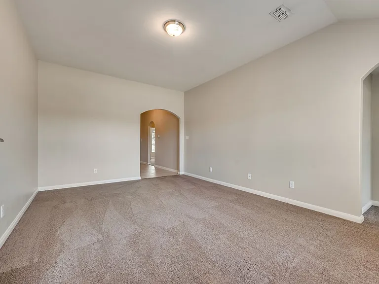 2106 Bluebell Dr — Photo 17