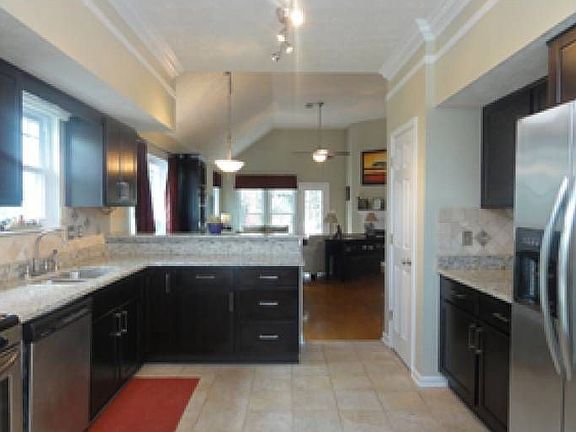 granite kitchen, S.S. app