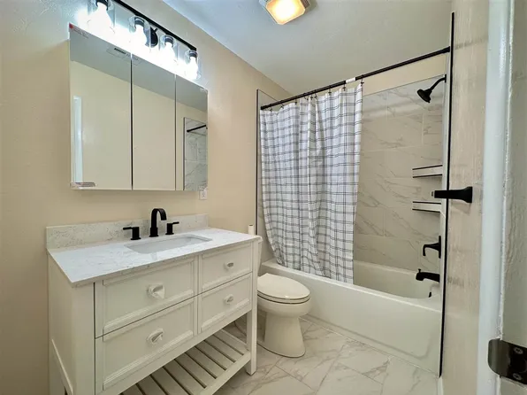 605 S 9th St, Ponca City, OK 74601