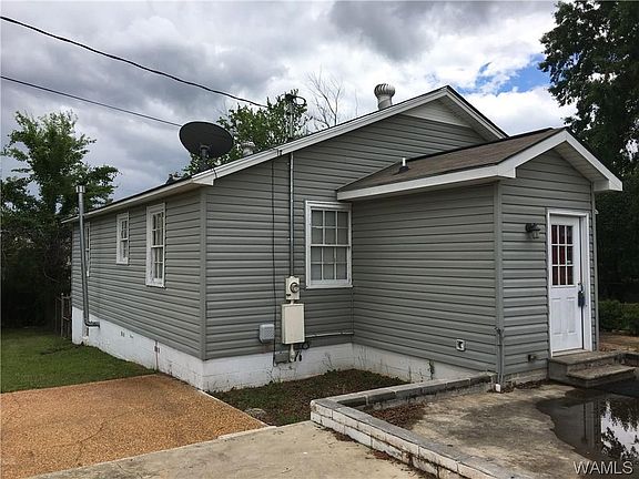 3rd image of 731 21st Ave E