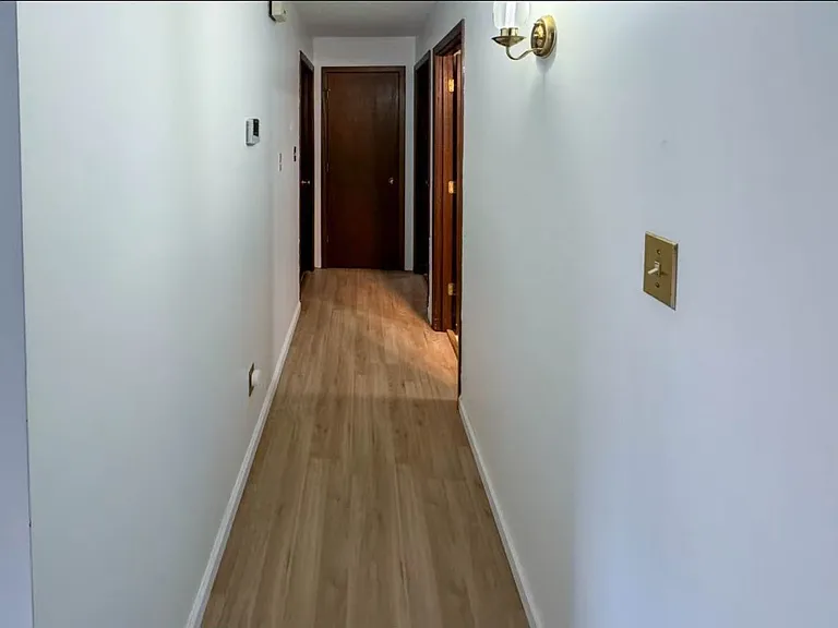 810 Highland Dr #303 — Photo 7