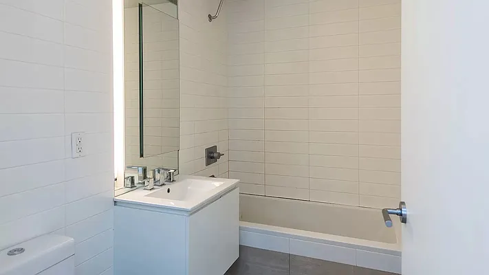 Rented by Nooklyn NYC LLC | media 27