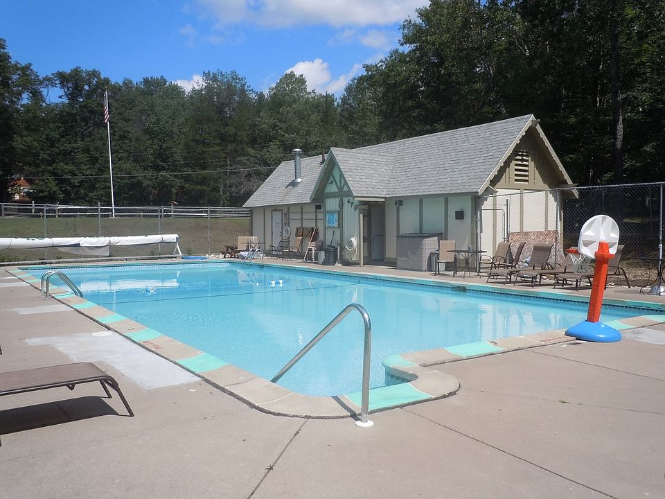 1st image of 5140 Crestwood Dr