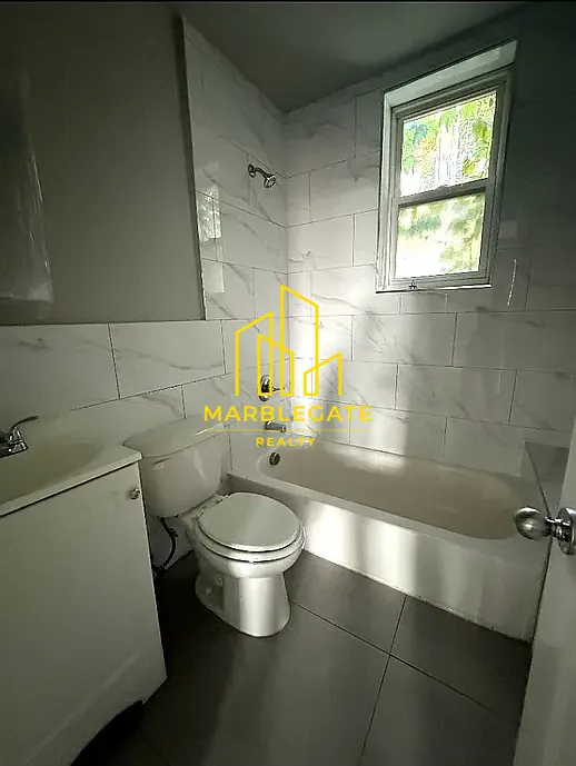 2 bed, 850 sqft, $1,900 — Photo 4
