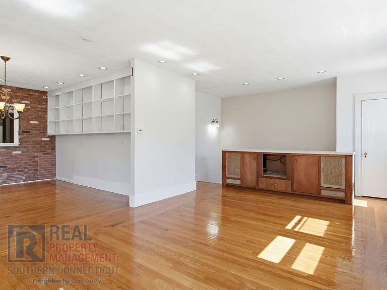 30 Coram St #2 — Photo 4