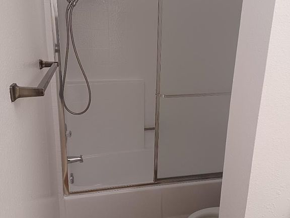 3rd image of 149 W 6th St APT 36