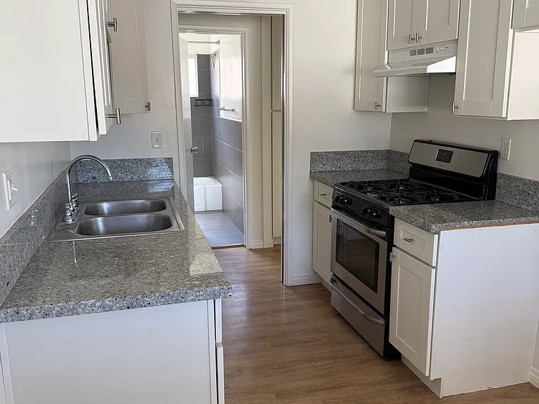 536 W Amerige Ave #C — Photo 2