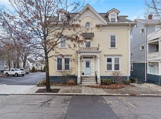 182 Camp St APT 7, Providence, RI 02906