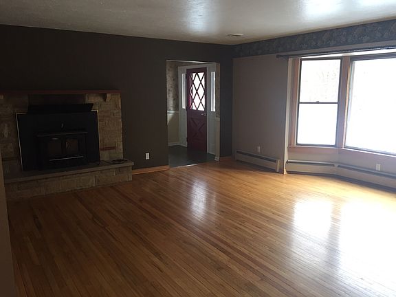 2nd image of 7176 Hunter Dr