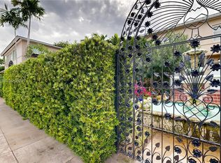 30 Almeria Ave APT 5, Coral Gables, FL 33134