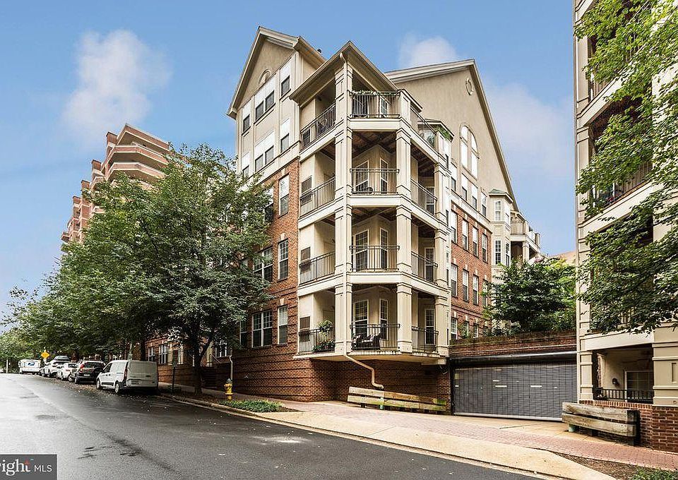 1st image of 1320 N Wayne St APT 304
