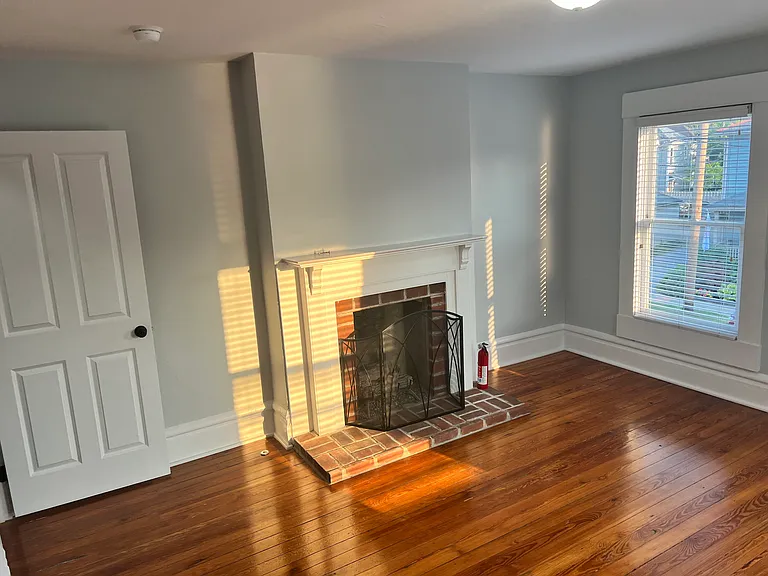 143 E 4th Ave #143 — Photo 15