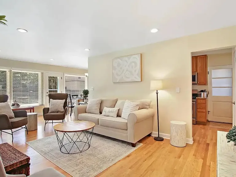 125 E Sunnyside Ave — Photo 9