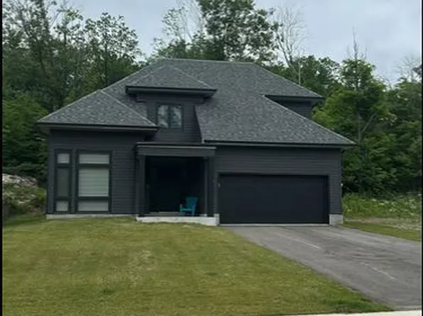 47 Muskoka Bay Blvd, Gravenhurst, ON P1P 0A1