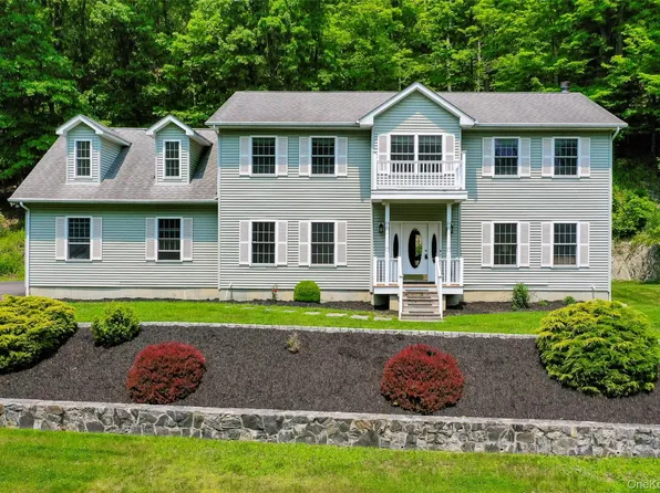 137 Barmore Road, Lagrangeville, NY 12540