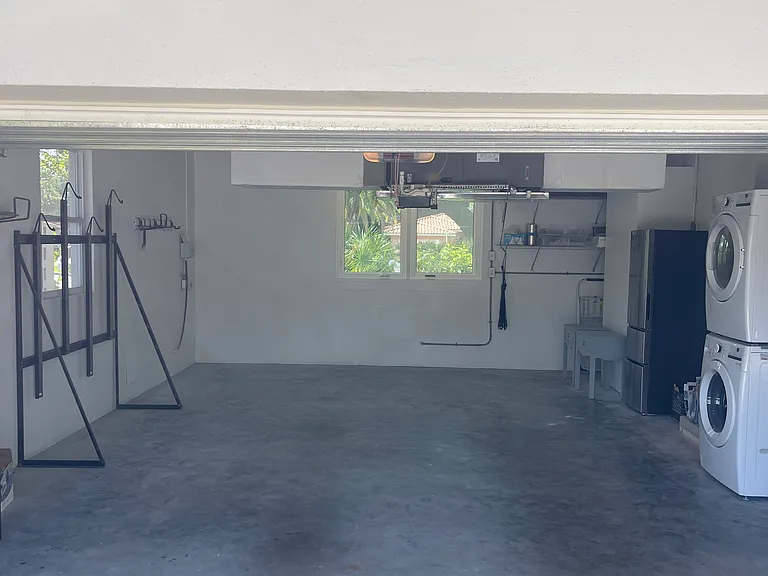276 Snell Isle Blvd NE — Photo 17