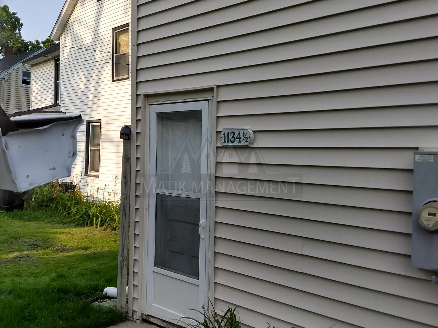 1 bed, $895 — Photo 2