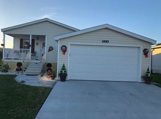 924 Wren Cir, Barefoot Bay, FL 32976