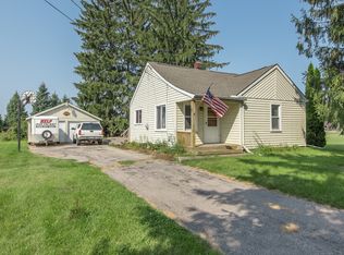 3816 Sasse Rd, Hemlock, MI 48626