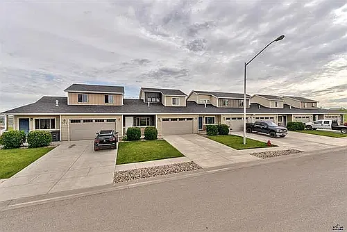 326 Bear Tooth Dr