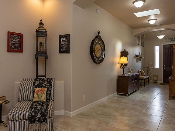 5th image of 7304 Valle Cantero Ln NW