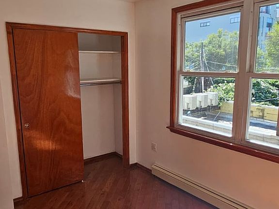 3rd image of 177 Leonard St #2