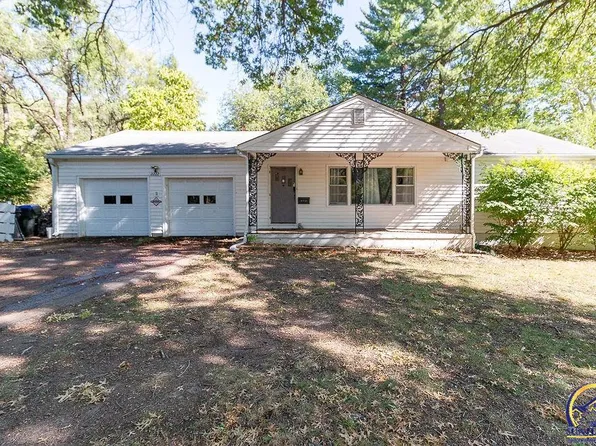 2222 SW Mulvane St, Topeka, KS 66611