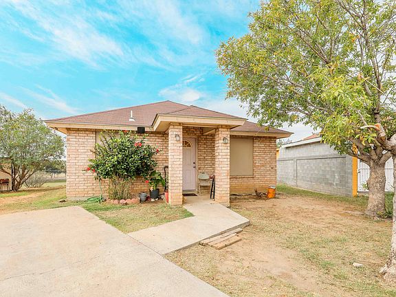 2nd image of 422 Rienda Dr