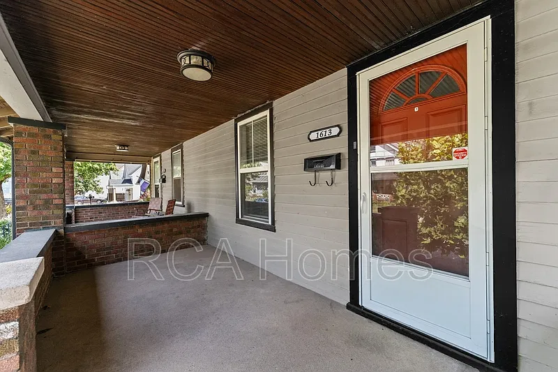 1 bed, 1.0 bath, 750 sqft, $1,250 — Photo 2
