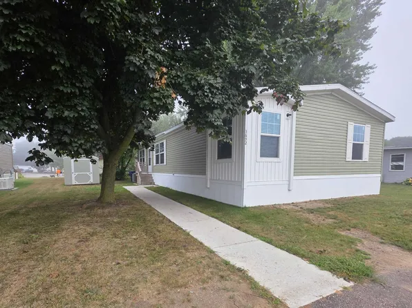 4 Bed 2 Bath Single Section Plan, Sashabaw Meadows