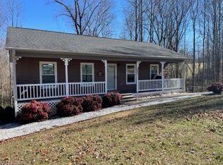 318 Grand St, Millers Creek, NC 28651