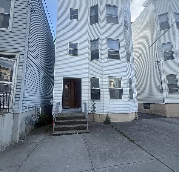 690 State St #1 — Photo 1