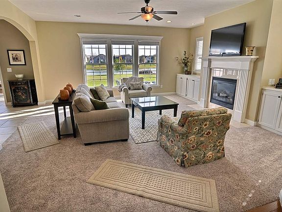 2nd image of 3594 Wakefield Dr