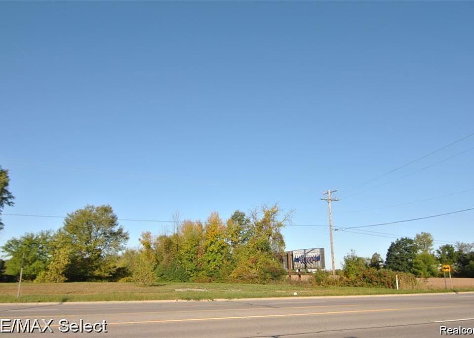 1st image of 6483 Bay Rd