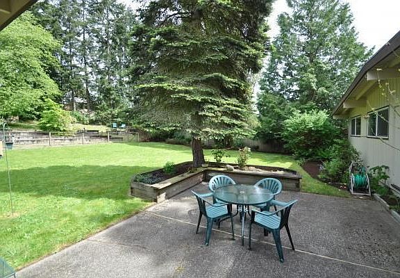 4th image of 118 162nd Ave SE