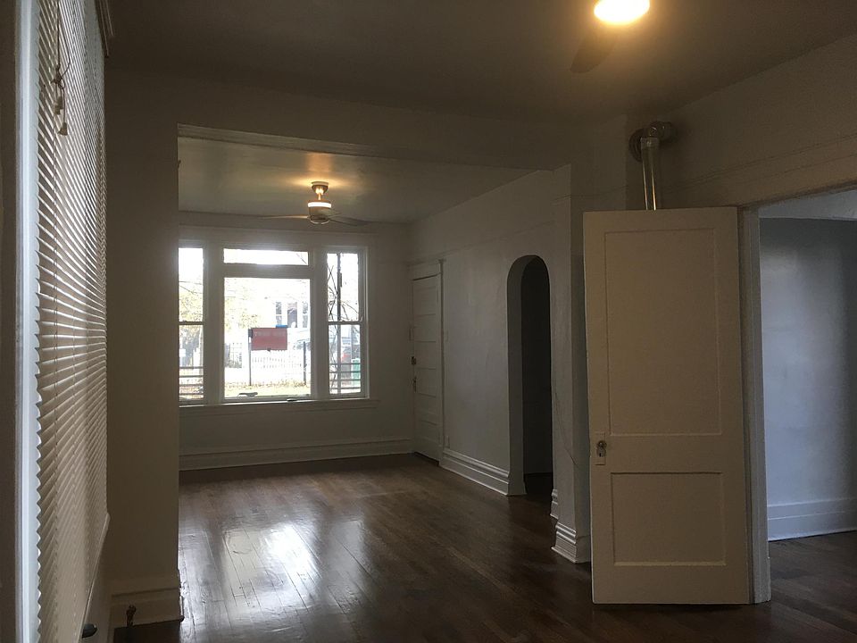 1st image of 1655 N Francisco Ave #1