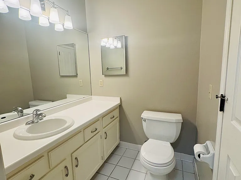 7520 Edinborough Way #2207 — Photo 11