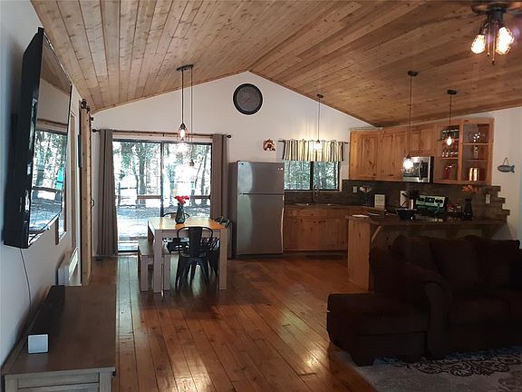 3rd image of 4056 County Road 3706