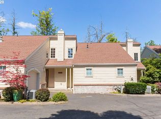 13377 SW Summerwood Dr, Tigard, OR 97223