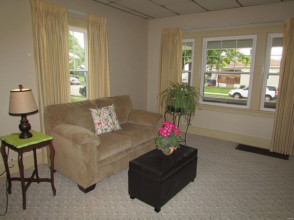 2nd image of 33 Eckhard Ave