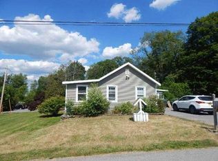 2 Warwick Pl, Florida, NY 10921