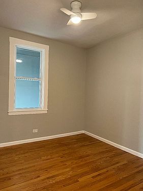 4th image of 450 S Van Ness Ave #1