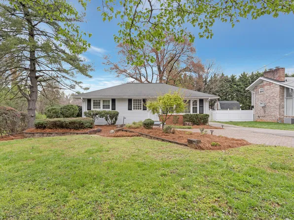 3537 Cherry Ln, Greensboro, NC 27405